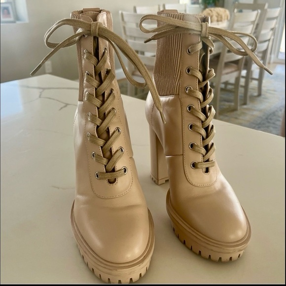 Gianvito Rossi - Martis Booties Beige Leather Combat Lace Up Boots EU 37 US 6.5 - Picture 2 of 11